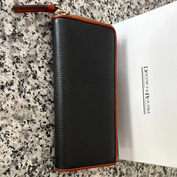 Dooney & Bourke Black Pebble Leather Wallet with Tan Edges - Picture 2 of 4